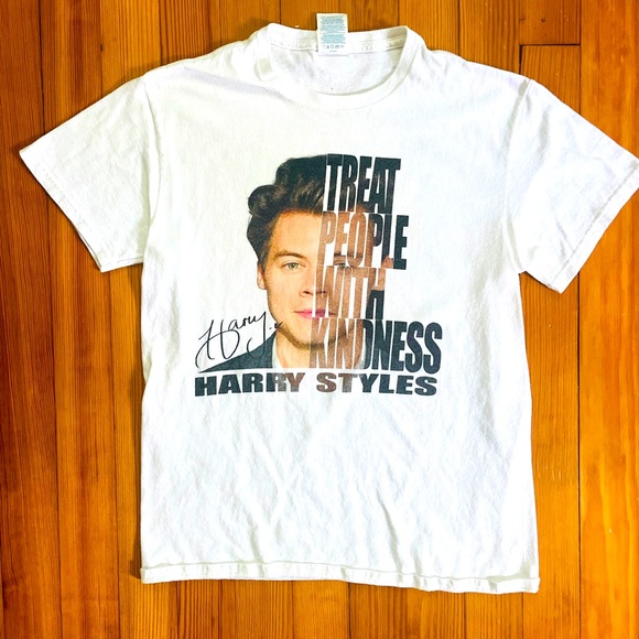 Harry Styles Treat People With Kindness Small White T-shirt - Picture 2 of 3